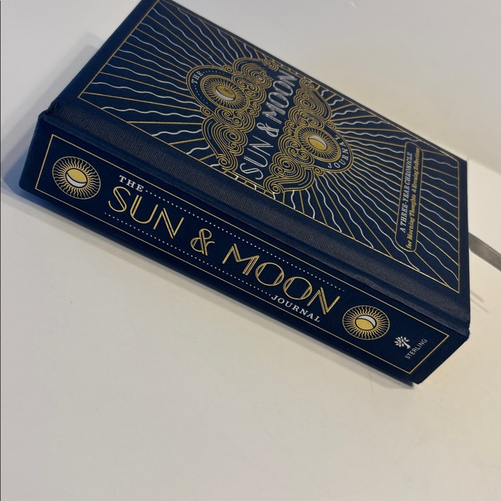 Sterling Publishing Co. Sun & Moon Journal A Three Year Chronicle